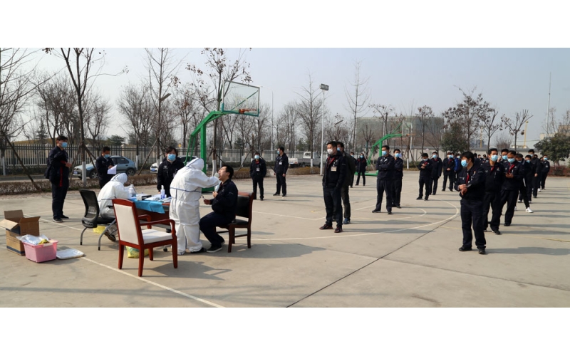 中航電測(cè)公司組織第二批復(fù)工員工開展核酸檢測(cè)