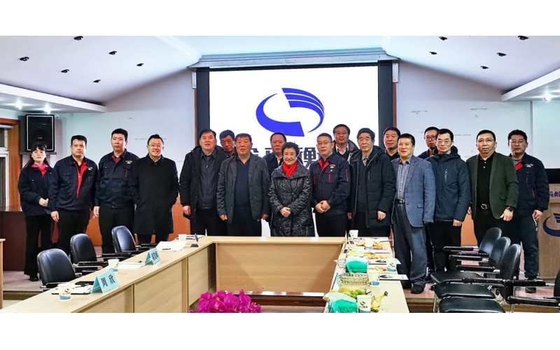 全國(guó)政協(xié)常委、原遼寧省政協(xié)副主席姜笑琴一行 蒞臨大連金馬衡器考察